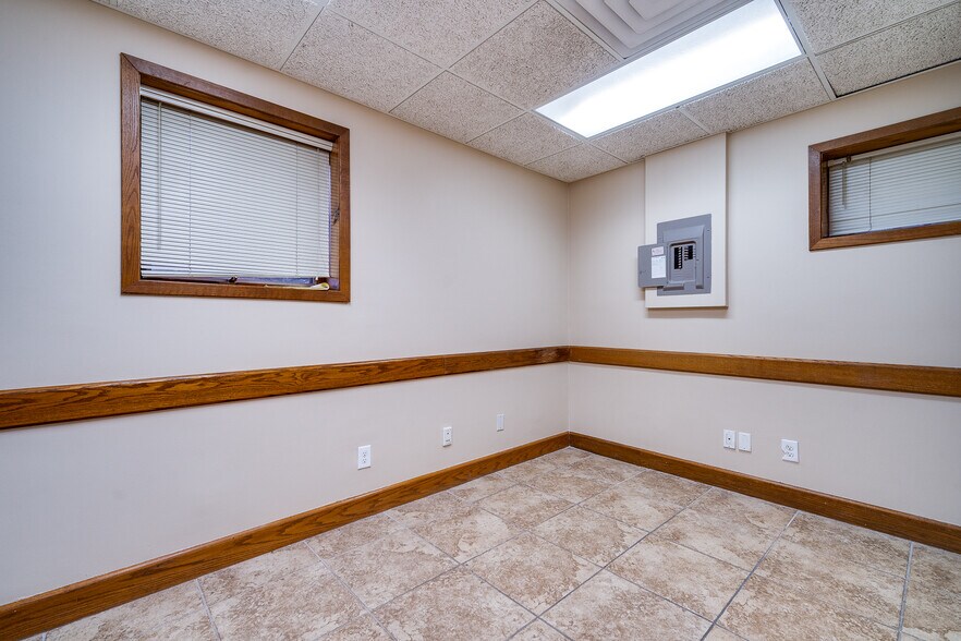 More Photos Of 7345 Far Hills Ave, Dayton Medical For Lease