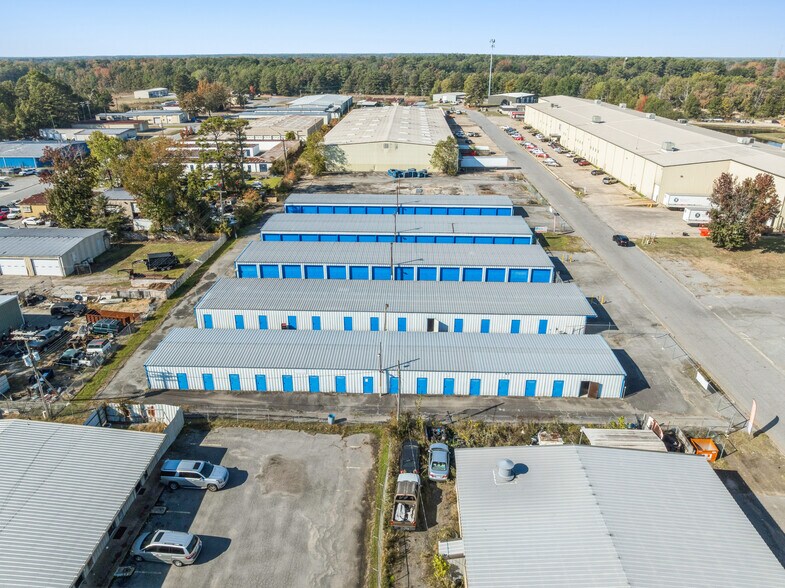 More Photos Of 3005 N Midland Dr, Pine Bluff Self Storage For Sale