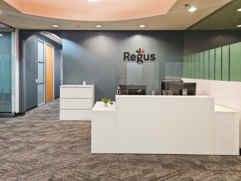 More Photos Of 3200 E Guasti Rd, Ontario Coworking Space