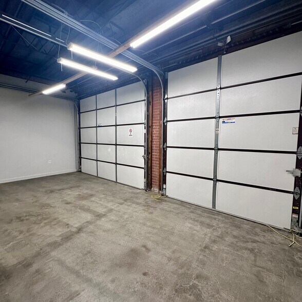More Photos Of 710 Dawn St, Richmond Warehouse For Lease