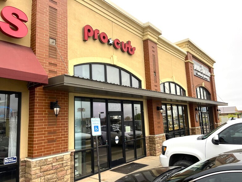 Primary Photo Of 4512-4556 Sherwood Way, San Angelo Freestanding For Lease