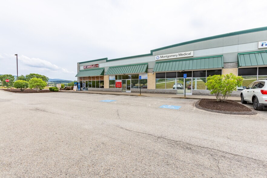 More Photos Of 100 Ridgeview Dr, Smithfield Storefront For Sale