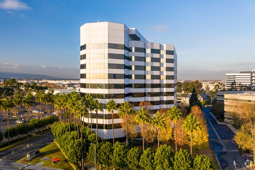 More Photos Of 19191 S Vermont Ave, Torrance Office For Sale