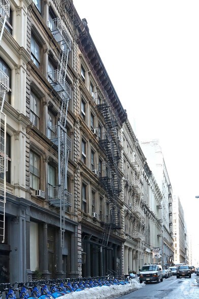 More Photos Of 75-77 Leonard St, New York Apartments For Lease