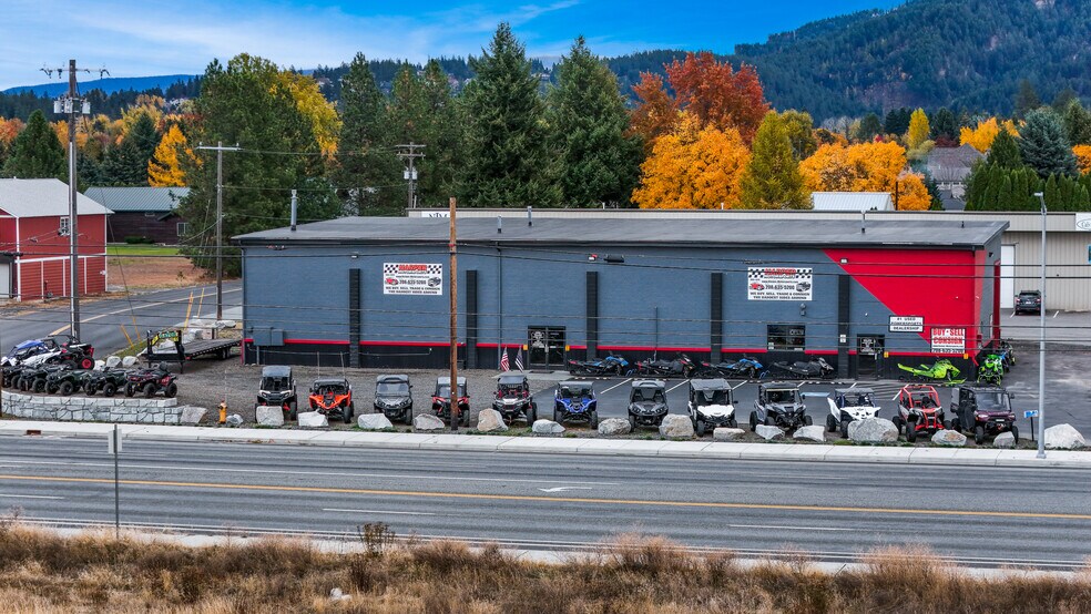 More Photos Of 7168 N Government Way, Dalton Gardens Warehouse For Lease