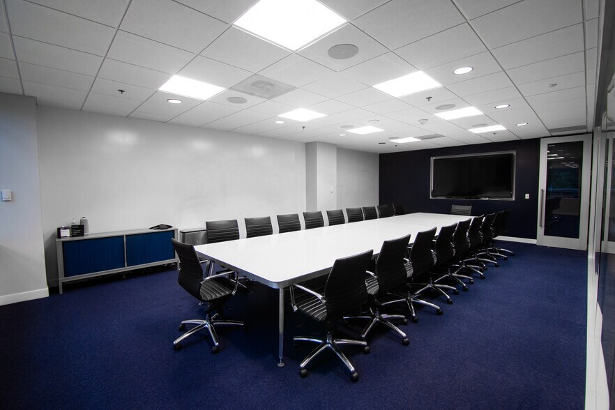 More Photos Of 750 N Saint Paul St, Dallas Office Residential For Lease