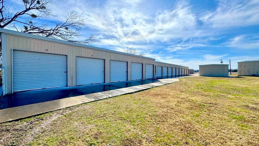 More Photos Of 36908 State Highway 64, Wills Point Multifamily For Sale