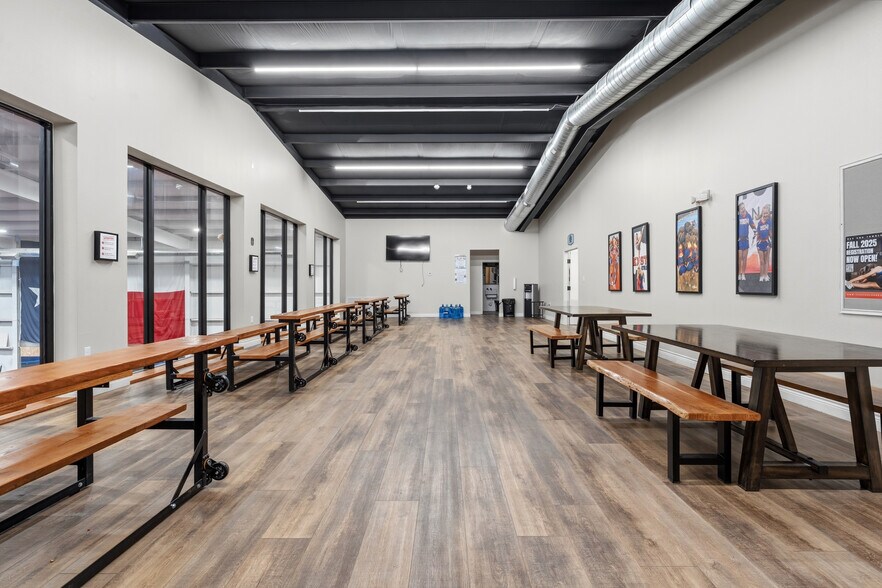 More Photos Of 5505 132nd st, Lubbock Industrial For Sale