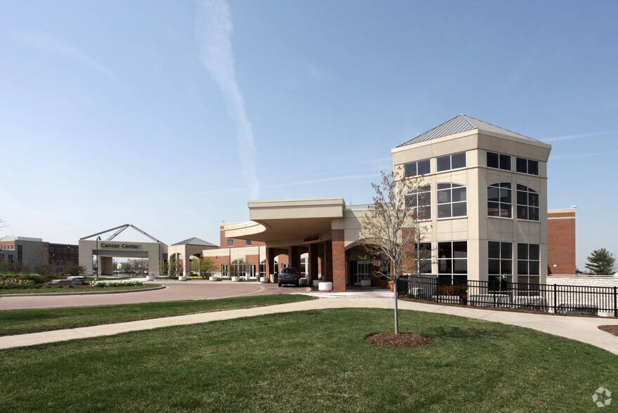 More Photos Of 24600 W 127th St, Plainfield Office For Sale