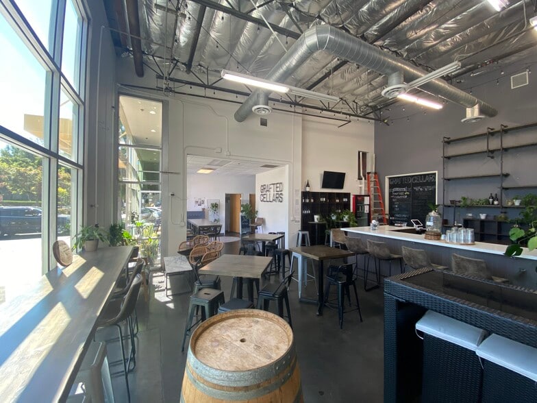 More Photos Of 2379 La Mirada Dr, Vista Warehouse For Lease