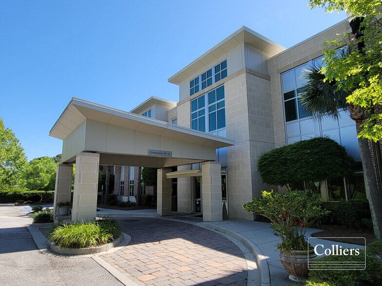 More Photos Of 421 Wando Park Blvd, Mount Pleasant Office For Sale