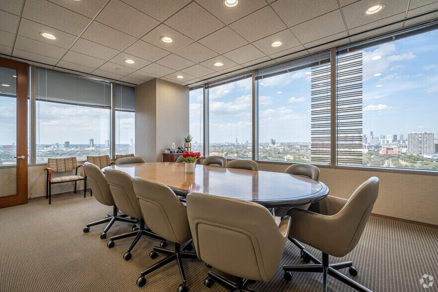 Photo of 21st Floor Ste 2190