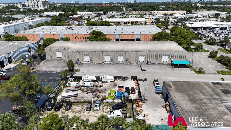 Primary Photo Of 1401 SW 8th St, Pompano Beach Warehouse For Lease