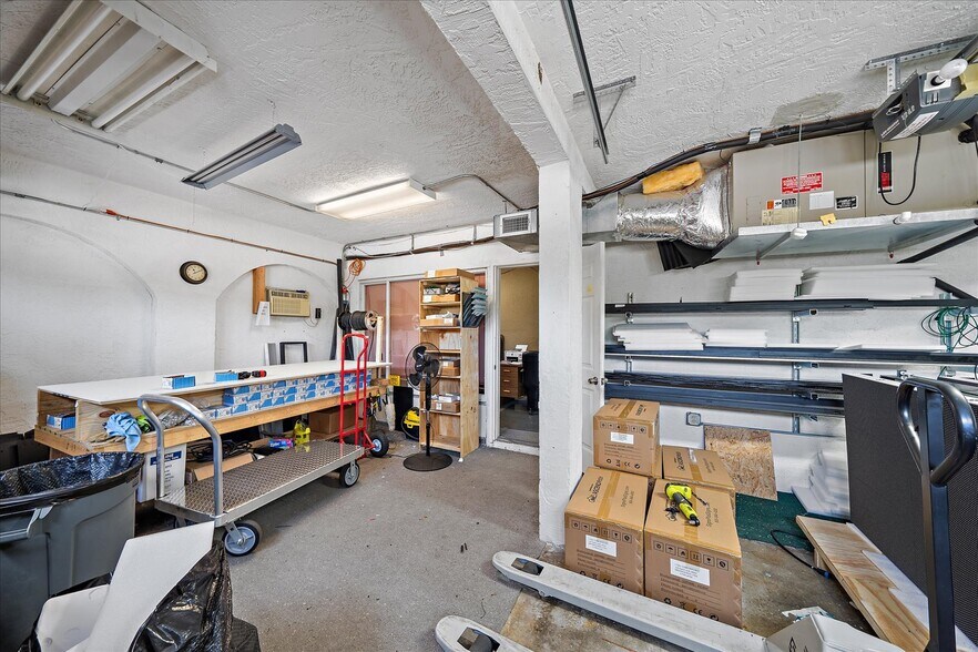 More Photos Of 4242 McIntosh Ln, Sarasota Storefront Retail Office For Sale