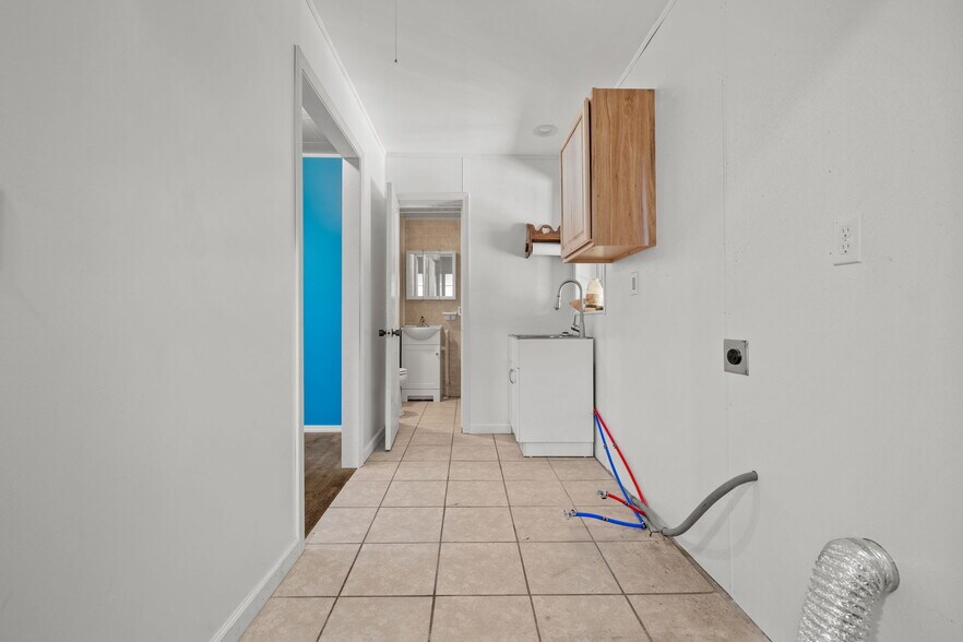 More Photos Of 306 College St, Greenfield Office For Sale