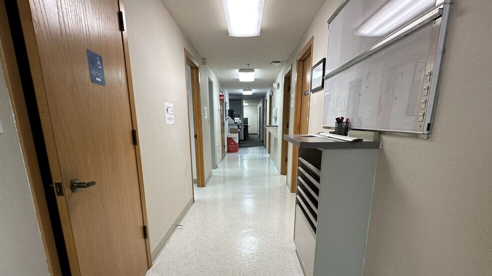 More Photos Of 1801 1st Ave, Longview Medical For Sale