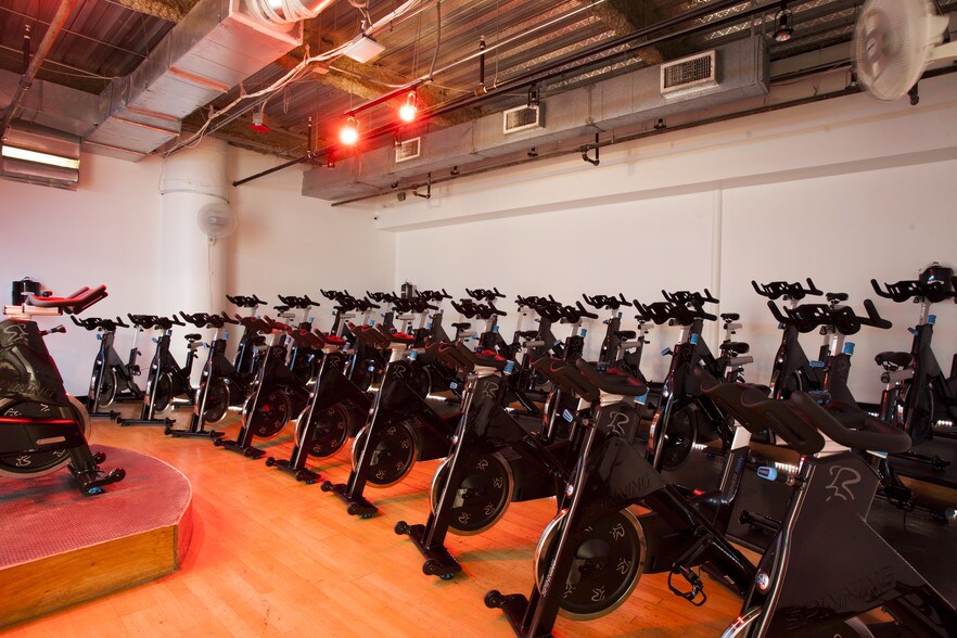 More Photos Of 200 S Biscayne Blvd, Miami Coworking Space