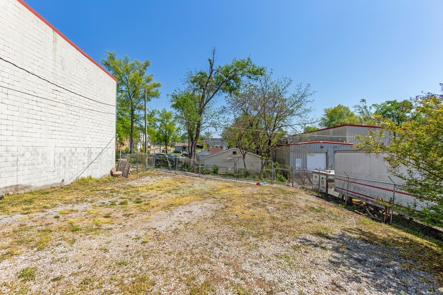 More Photos Of 2412 Felts Ave, Nashville Office Residential For Lease