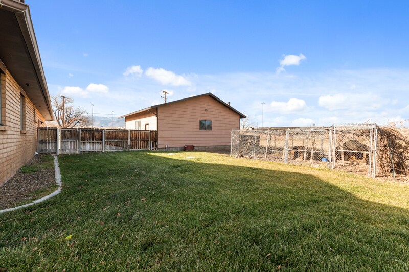 More Photos Of 13905 Old Virginia Rd, Reno Flex For Sale