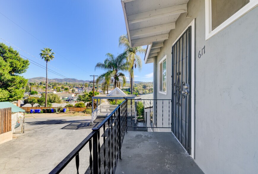 More Photos Of 615-617 Truly Terrace, Vista Apartments For Sale