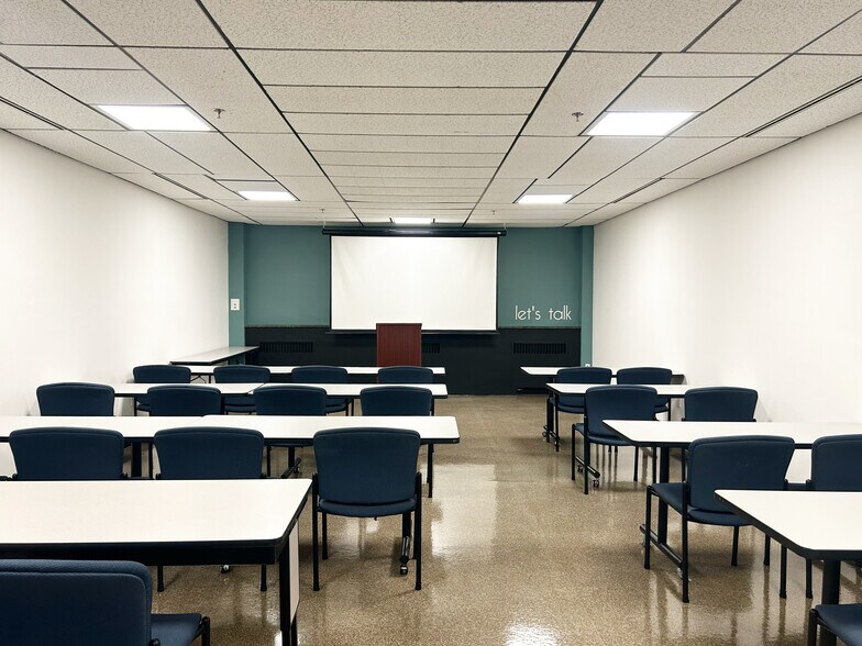 More Photos Of 313 W Liberty St, Lancaster Office For Lease