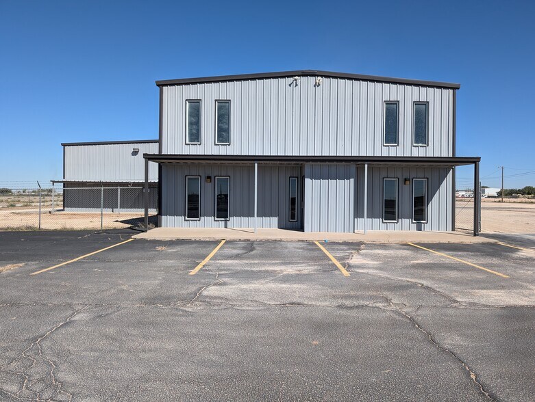 More Photos Of 7900 W Interstate 20, Midland Service For Sale