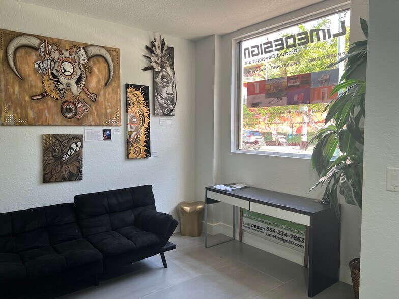 More Photos Of 1918 Harrison St, Hollywood Loft Creative Space For Lease