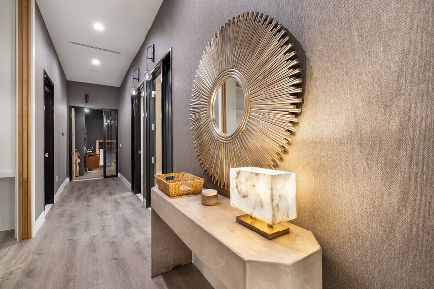 More Photos Of 725 W Elliot Rd, Gilbert Office For Sale