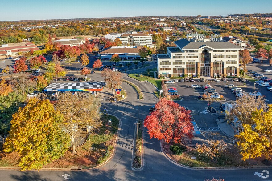 More Photos Of 6 Pidgeon Hill Dr, Sterling Medical For Lease