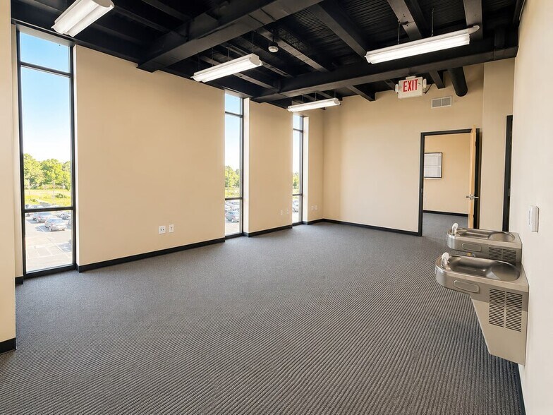More Photos Of 1225 E Fifth St, Winston-Salem Office For Lease