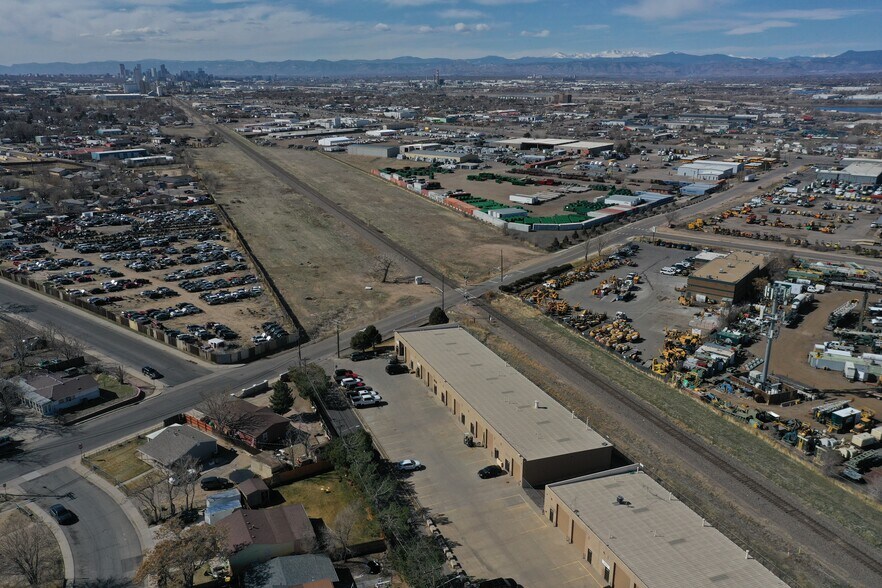 More Photos Of 6025 E 76th Ave, Commerce City Warehouse For Lease