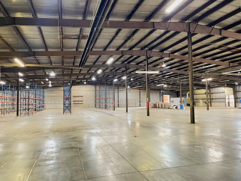 More Photos Of 455 W Longview Ave, Mansfield Warehouse For Lease