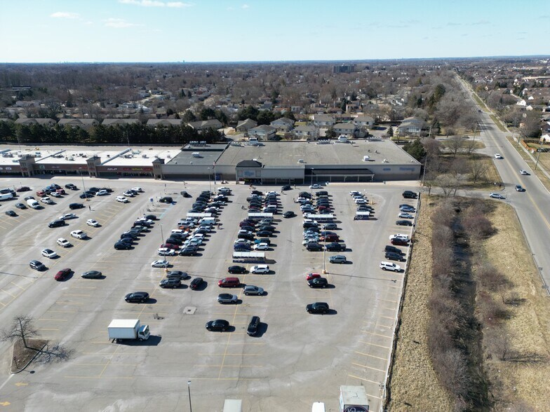 More Photos Of 41701-41941 Garfield Rd, Clinton Township Unknown For Lease