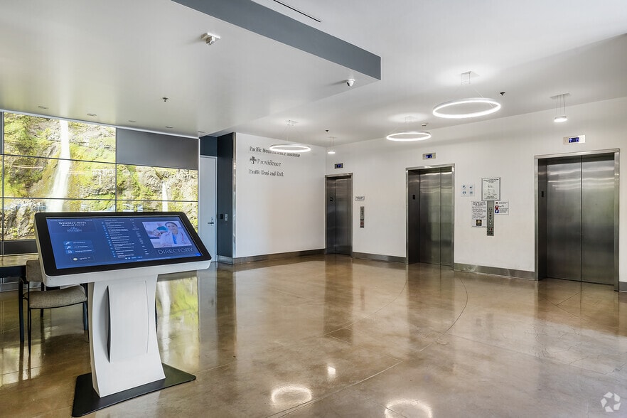 More Photos Of 11645 Wilshire Blvd, Los Angeles Medical For Lease