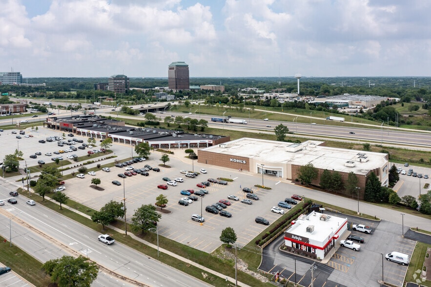 More Photos Of 2920-2970 Finley Rd, Downers Grove Unknown For Lease