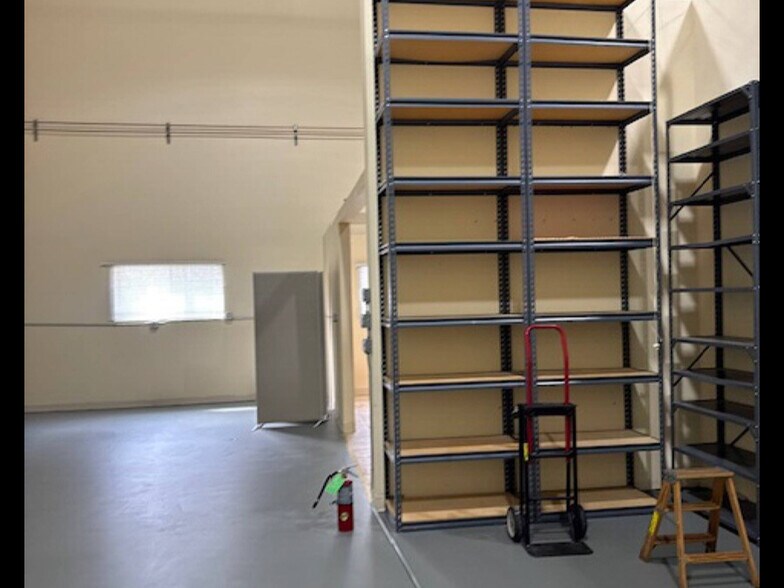 More Photos Of 2 Timber Ln, Marlboro Light Manufacturing For Sale