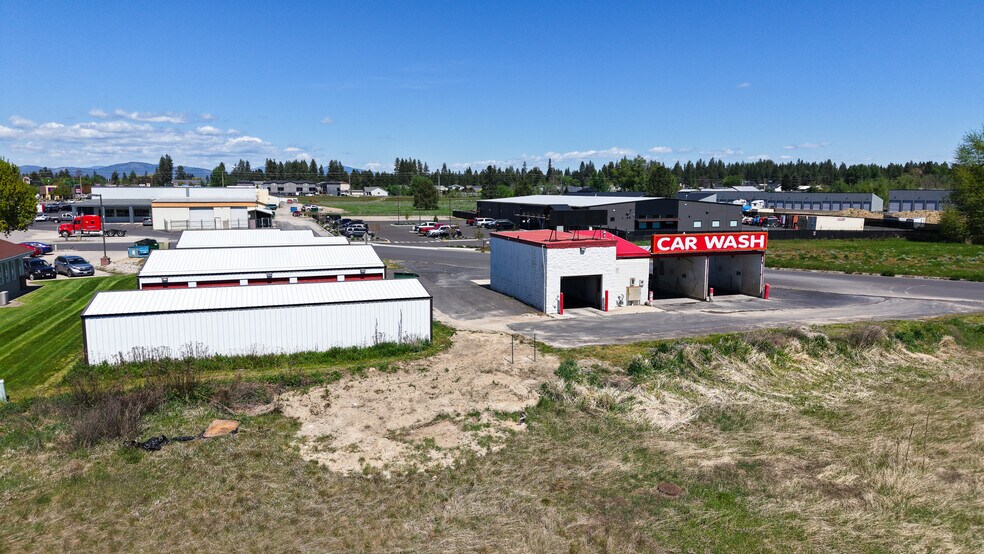 More Photos Of 112 E. J St., Deer Park Self Storage For Sale
