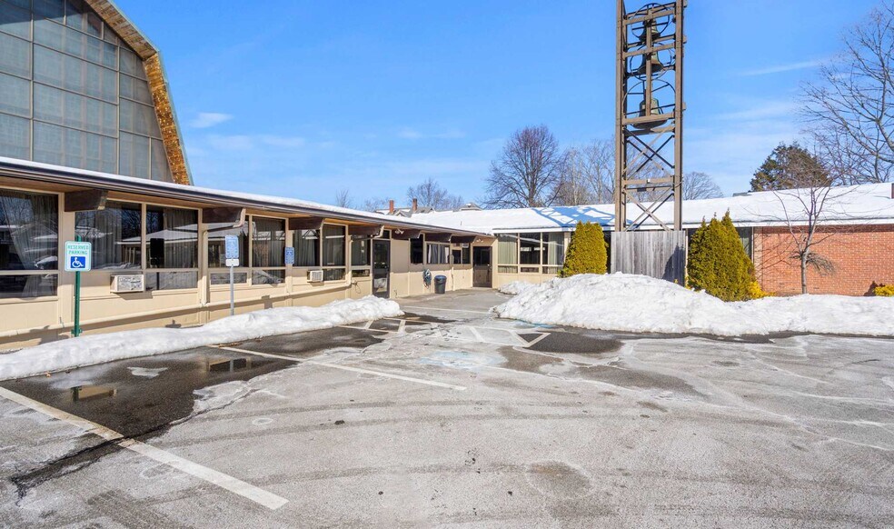 Primary Photo Of 16 Sylvan St, Danvers Religious Facility For Lease