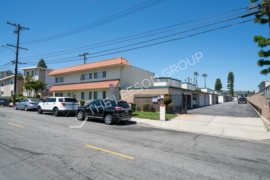 More Photos Of 25907 Oak St, Lomita Apartments For Sale