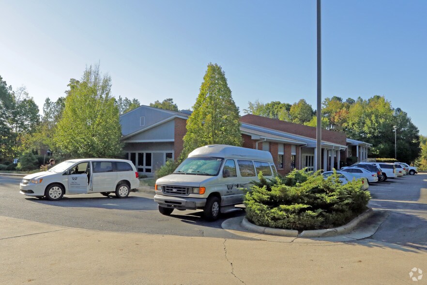 More Photos Of 3310 Croasdaile Dr, Durham Office For Lease
