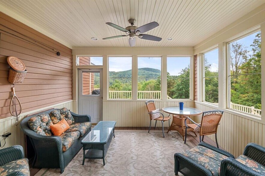 More Photos Of 251 Pratt Bridge Rd, Jamaica Specialty For Sale