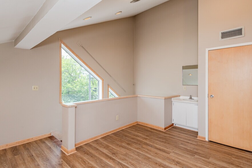 More Photos Of 6750 Brandt Pike, Huber Heights Medical For Lease