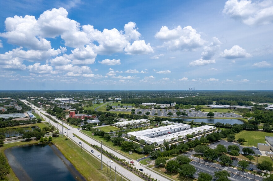 More Photos Of 11602 Lake Underhill Rd, Orlando Flex For Lease