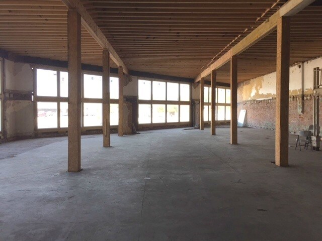More Photos Of 2200 Glass St, Chattanooga Storefront Retail Residential For Sale