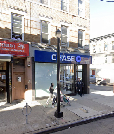 Primary Photo Of 8819 Jamaica Ave, Jamaica General Retail For Lease