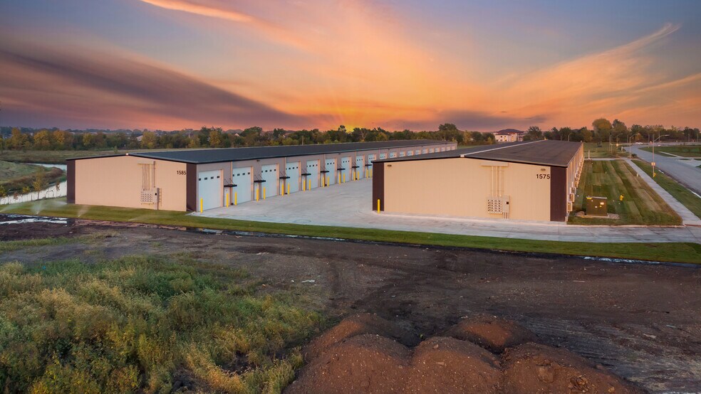 More Photos Of 1575 NW Gettysburg Ln, Waukee Flex For Sale