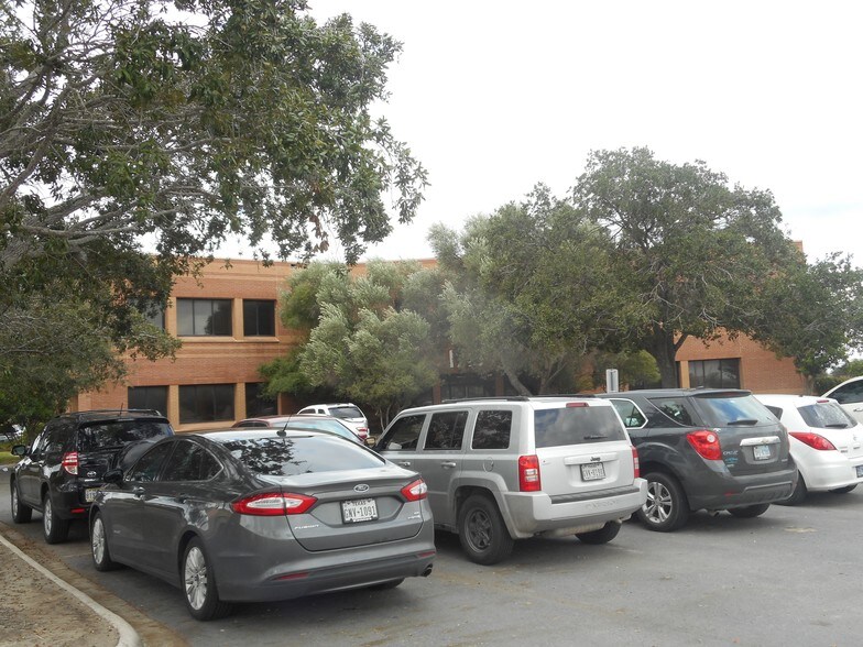 More Photos Of 1713 Treasure Hills Blvd, Harlingen Medical For Lease