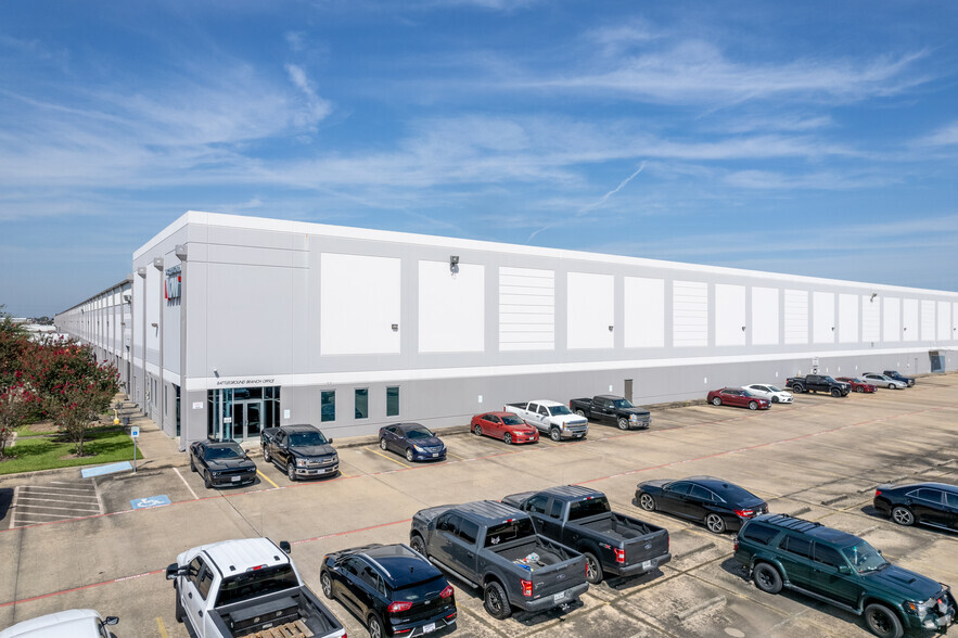 Primary Photo Of 359 Old Underwood Rd, La Porte Distribution For Lease