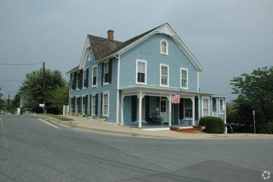 Primary Photo Of 19401 Walter Johnson Rd, Germantown Office For Sale