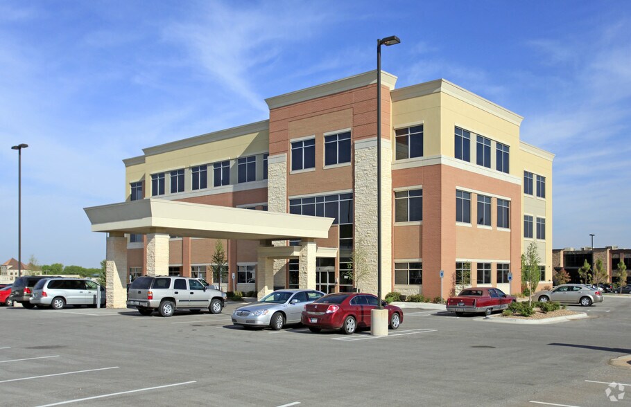 Primary Photo Of 13901 McAuley Blvd, Oklahoma City Medical For Lease